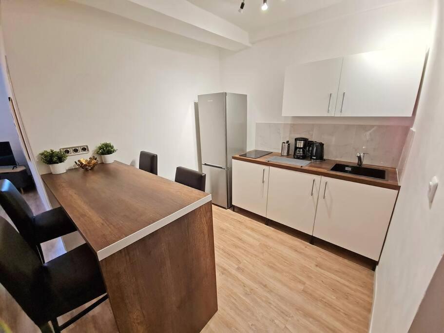 Gregbnb - T2 Design 43M2 - Toulon Est - Wifi Fibre - N2 Екстер'єр фото